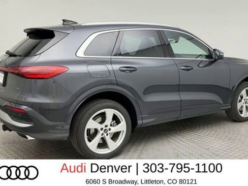 Used 2025 Audi Q5 Premium w/ Premium Plus AWD/4WD image 2