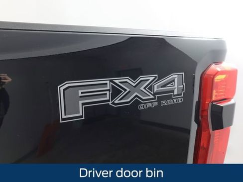New 2026 Ford F350 Lariat w/ Black Appearance Package image 95