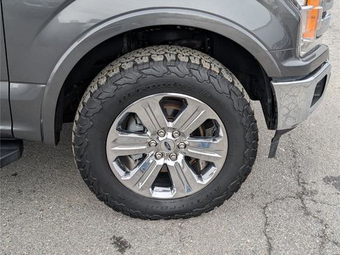 Used 2019 Ford F150 Lariat image 9