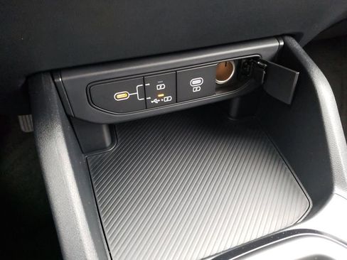 New 2025 Kia K4 LXS image 21