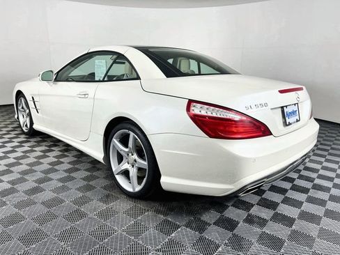 Used 2013 Mercedes-Benz SL 550 image 4