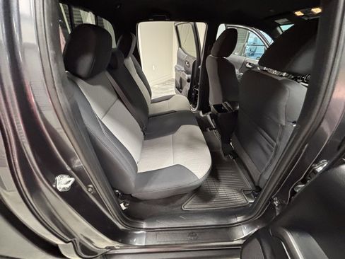 Used 2021 Toyota Tacoma TRD Off-Road image 46