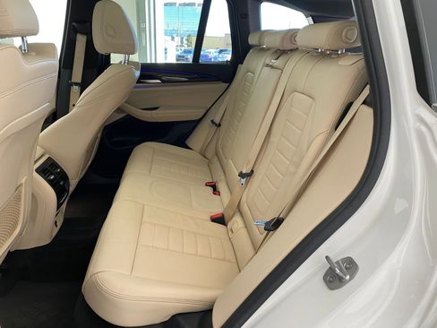 Used 2018 BMW X3 xDrive30i w/ Premium Package image 14