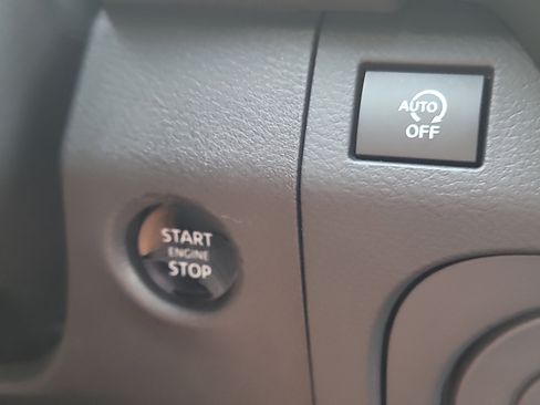 Used 2026 Nissan Frontier SV w/ Tow Package RWD image 32