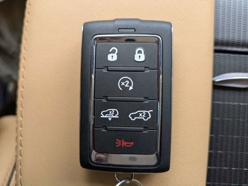 New 2026 Jeep Grand Wagoneer Summit AWD/4WD image 33