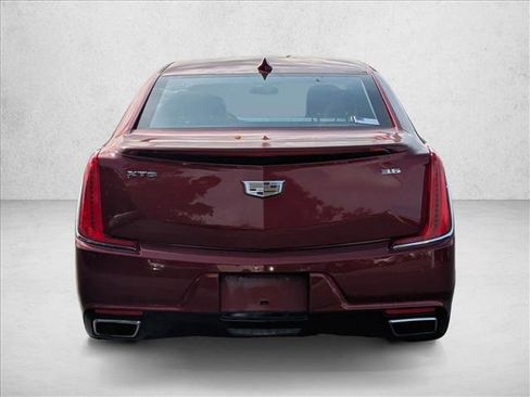 Used 2019 Cadillac XTS Luxury image 6