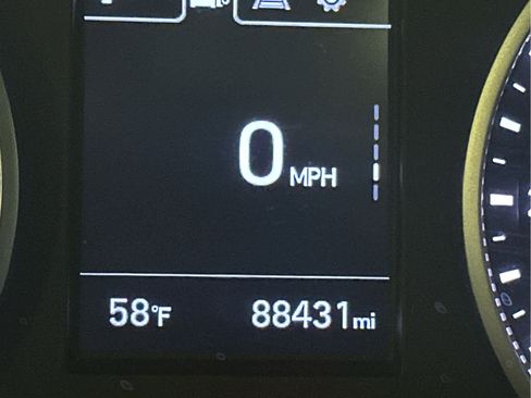 Used 2019 Hyundai Elantra Value Edition w/ Cargo Package image 9