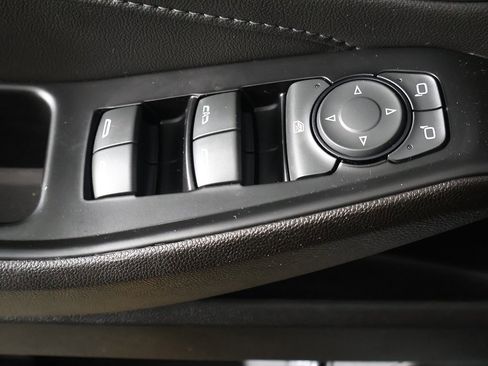 Used 2023 Chevrolet Traverse LT w/ Midnight/Sport Edition image 34