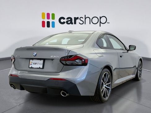 Used 2025 BMW 230i xDrive 230XI AWD w/ Premium Package image 5