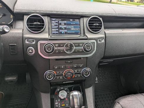 Used 2012 Land Rover LR4 HSE AWD/4WD image 19