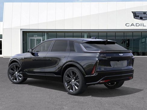 New 2024 Cadillac Lyriq Sport w/ LPO, Floor Liner Package image 27