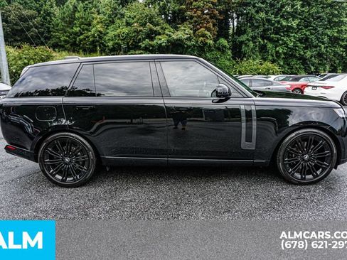 Used 2025 Land Rover Range Rover Long Wheelbase SE AWD/4WD image 8