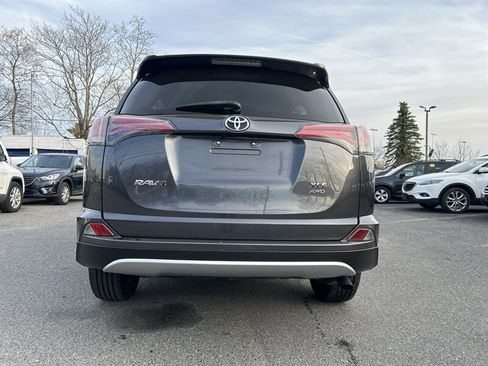 Used 2016 Toyota RAV4 XLE image 5