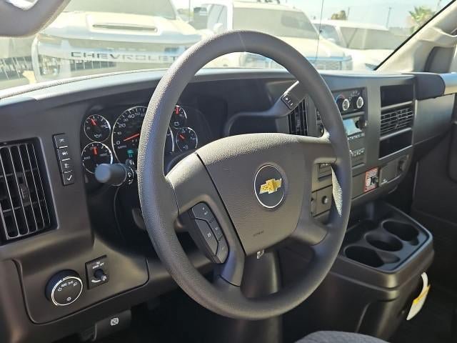 New 2026 Chevrolet Express 2500 Extended w/ Communications Package RWD image 11