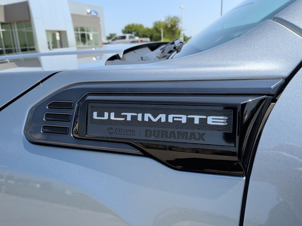 Used 2024 GMC Sierra 2500 Denali Ultimate AWD/4WD image 54