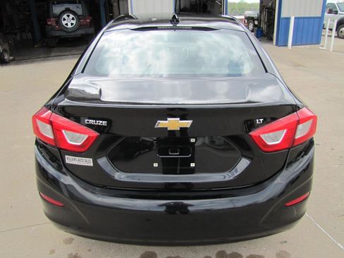 Used 2019 Chevrolet Cruze LT w/ LT Fleet Convenience Package image 5