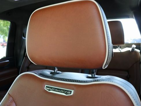 Used 2024 GMC Sierra 2500 Denali Ultimate image 19