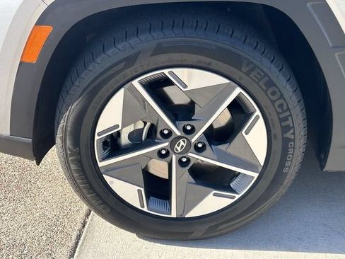Used 2025 Hyundai Tucson SEL FWD image 10