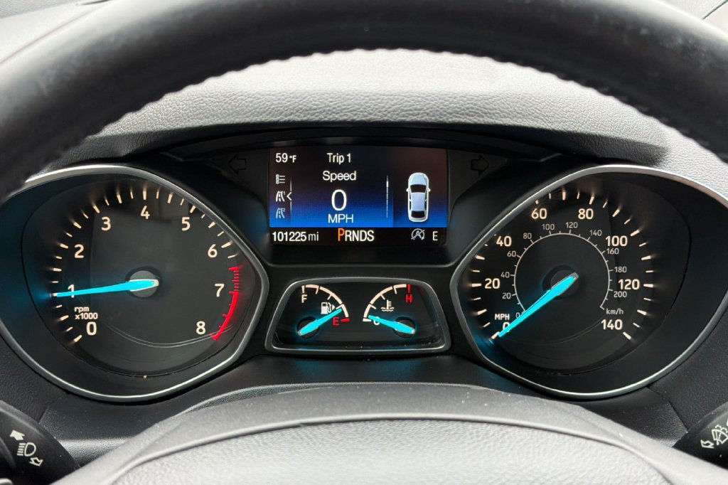 Used 2017 Ford Escape Titanium FWD image 22