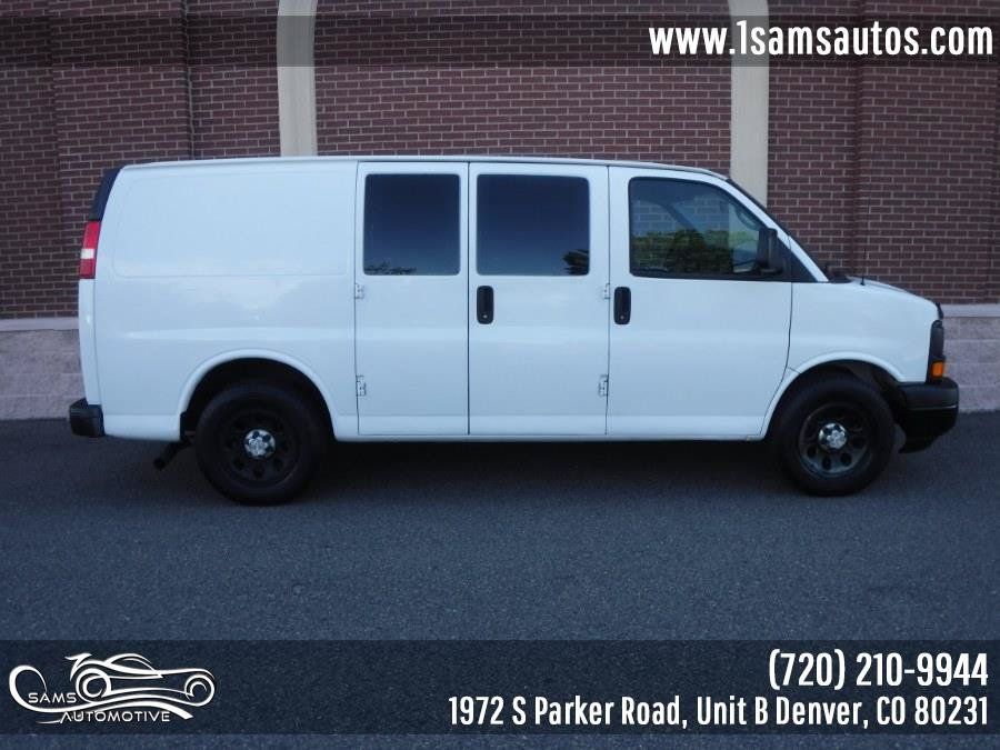 Used 2009 Chevrolet Express 1500 AWD image 12