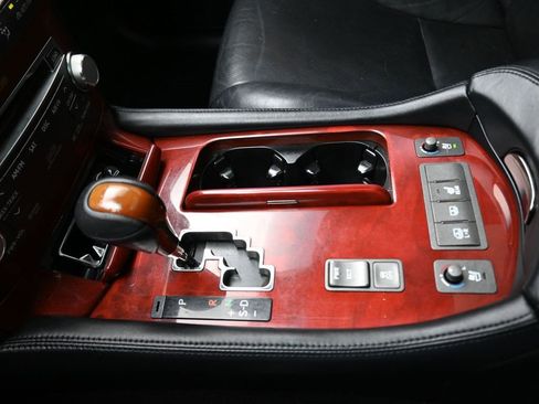 Used 2011 Lexus LS 460 L w/ Luxury Pkg image 21