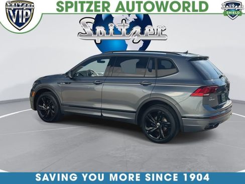 Used 2023 Volkswagen Tiguan SE R-Line FWD image 7