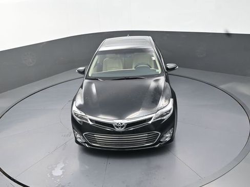 Used 2013 Toyota Avalon Limited image 23
