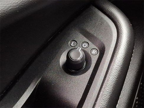 Used 2023 Jeep Grand Cherokee L Altitude image 28