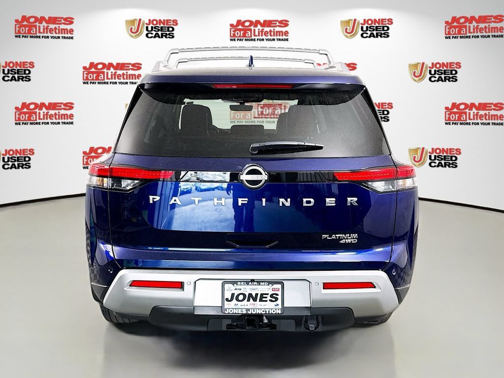 Certified 2024 Nissan Pathfinder Platinum w/ Cargo Package AWD/4WD image 18