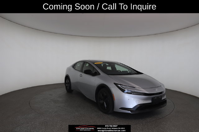 Used 2025 Toyota Prius LE FWD image 3