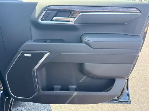 New 2026 GMC Sierra 1500 Elevation w/ Elevation Premium Package AWD/4WD image 39