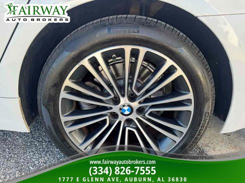 Used 2018 BMW 530i xDrive image 28