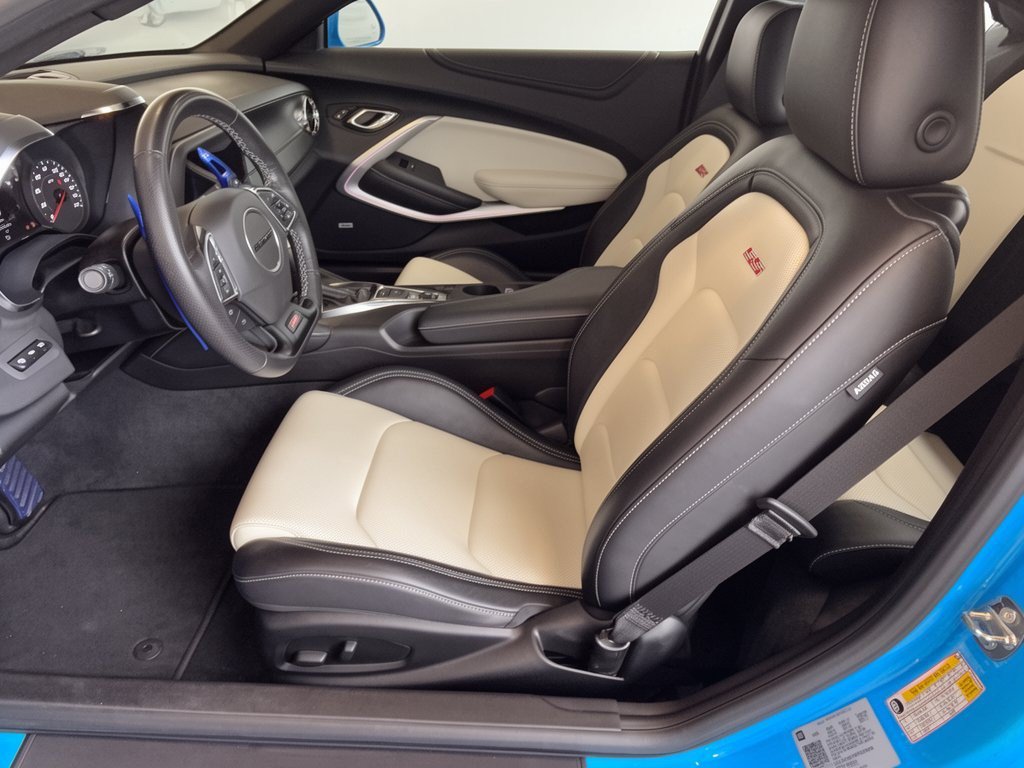 Used 2023 Chevrolet Camaro SS RWD image 5
