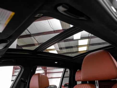 Used 2021 BMW X7 xDrive40i w/ M Sport Package image 5