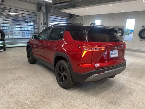 New 2026 Chevrolet Equinox LT w/ Convenience Package II AWD/4WD image 9