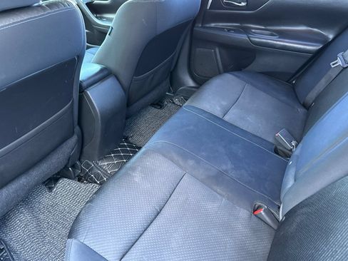Used 2016 Nissan Altima 2.5 SR FWD image 12