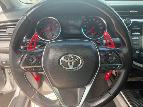 Used 2020 Toyota Camry XSE FWD image 16