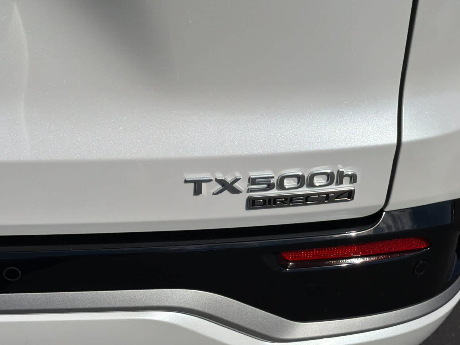 Used 2025 Lexus TX 500h AWD w/ Technology Package image 33