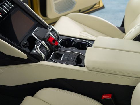 Used 2023 Lamborghini Urus S AWD/4WD image 49