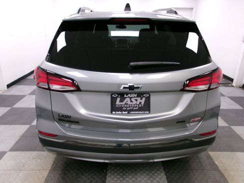 Used 2023 Chevrolet Equinox RS w/ RS Leather Package AWD/4WD image 12