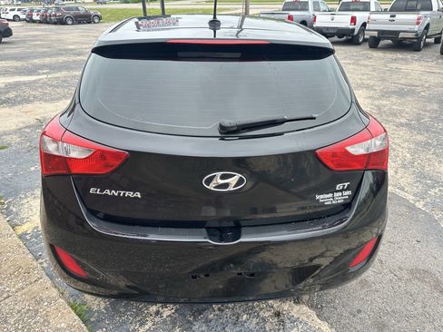 Used 2016 Hyundai Elantra GT FWD image 8