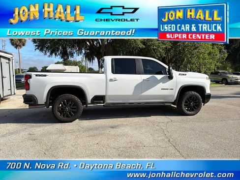 Used 2025 Chevrolet Silverado 2500 LT w/ Trail Boss Package AWD/4WD image 13