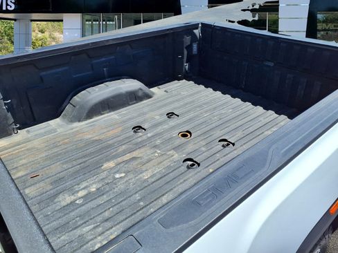 Used 2024 GMC Sierra 2500 Denali w/ Denali Reserve Package AWD/4WD image 19