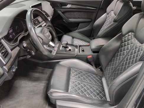 Used 2019 Audi SQ5 Premium Plus w/ Premium Plus Package image 17