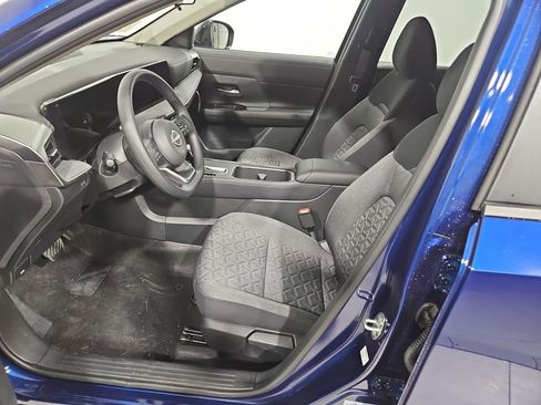 New 2026 Nissan Kicks SV w/ SV Premium Package image 10