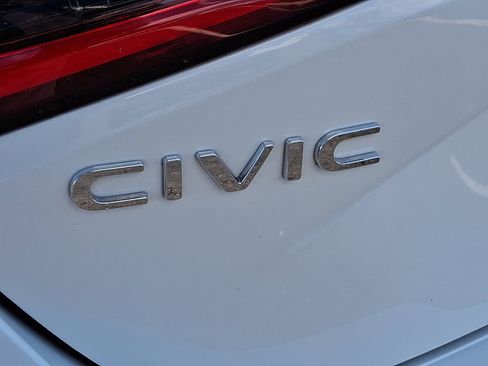 Used 2024 Honda Civic Sport image 30