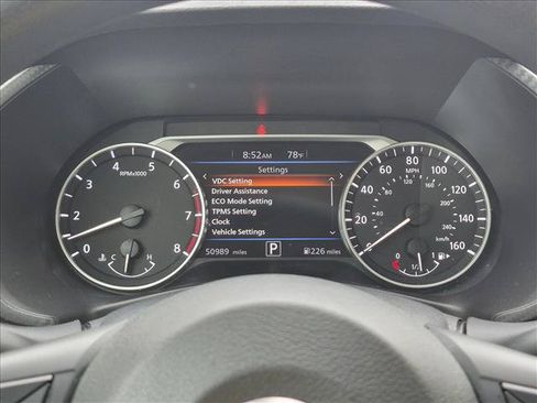 Used 2024 Nissan Sentra SV FWD image 11