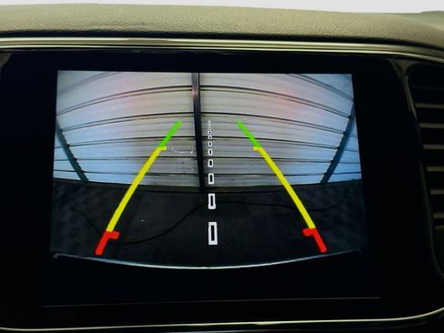 Used 2021 Jeep Grand Cherokee Limited image 16