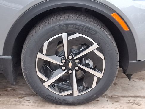 New 2026 Chevrolet Equinox EV LT AWD/4WD image 8