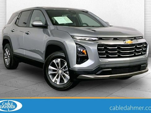 Used 2026 Chevrolet Equinox LT FWD image 1